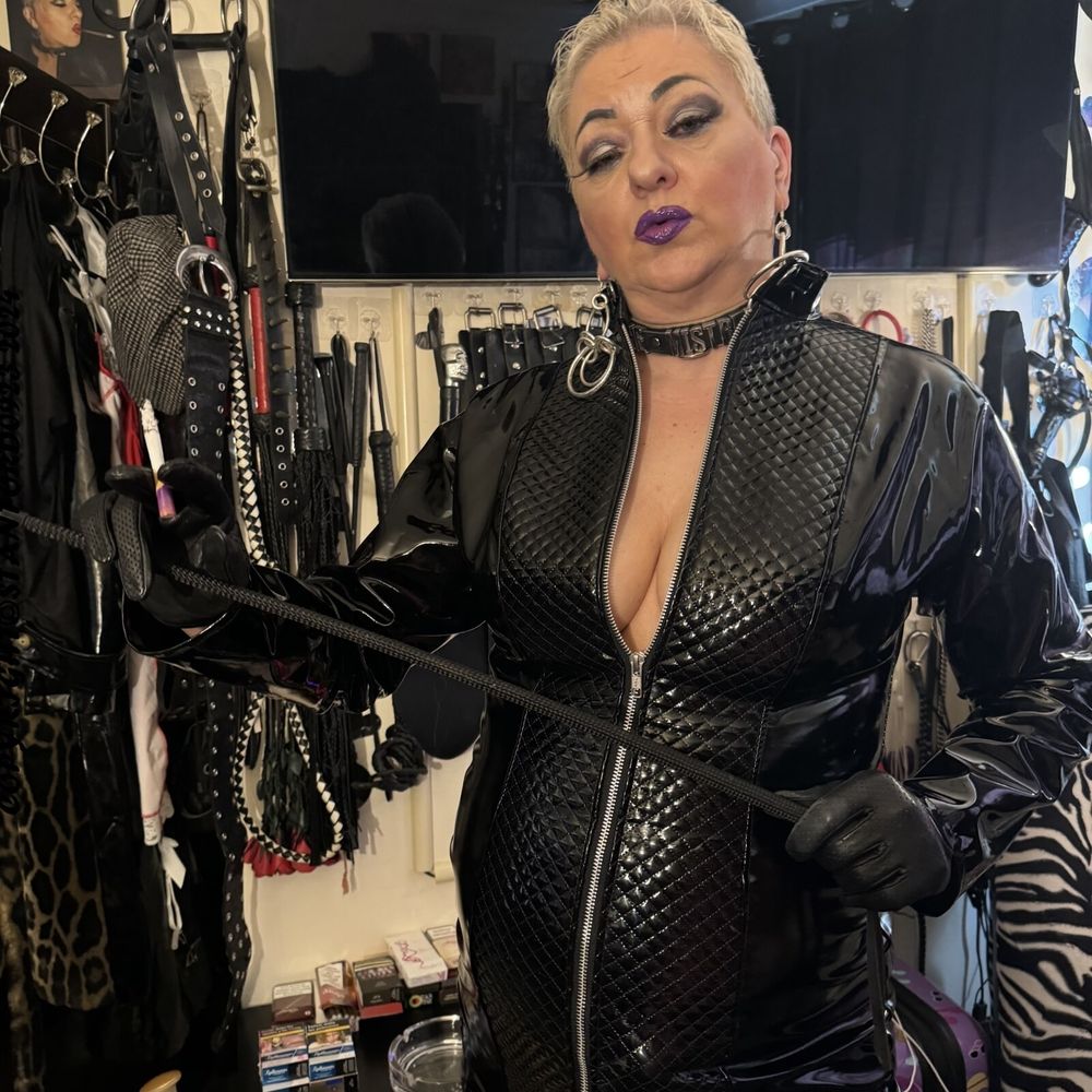 SHIRLEY MISS DOMINATRIX #11