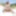 Blondine pisst am Strand #6