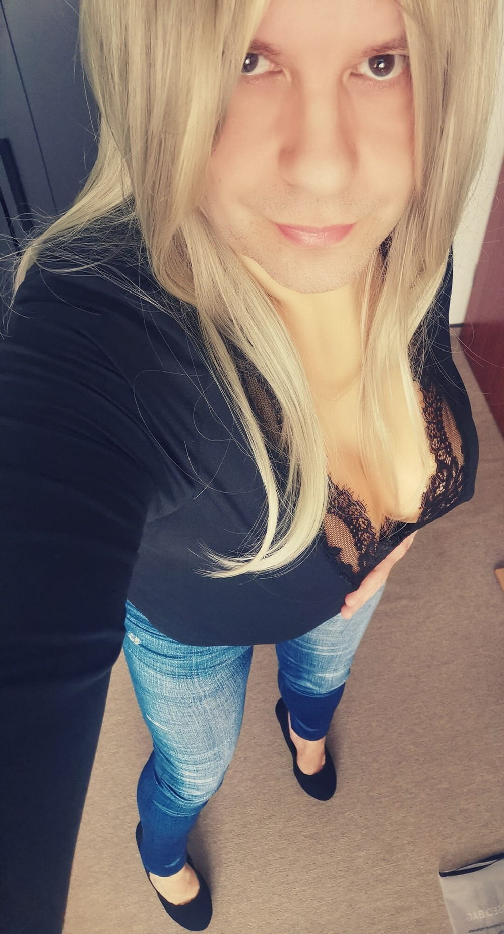 V-Neck Top, Jeggings And Heels #14