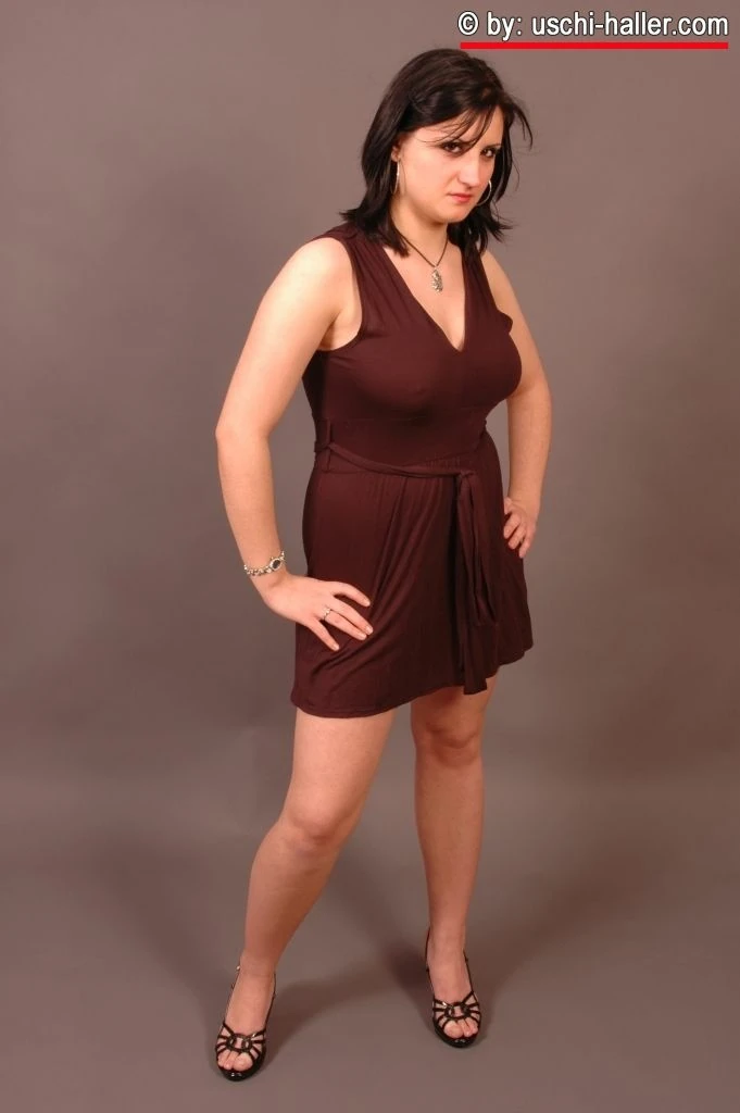 Photo shoot with big tits teen girl Alina #8