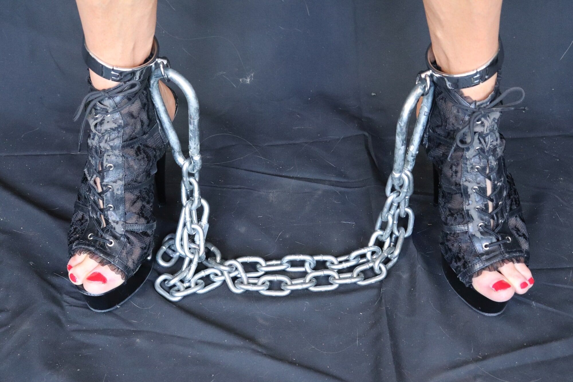 104 Alessia Travestita in Chains #4