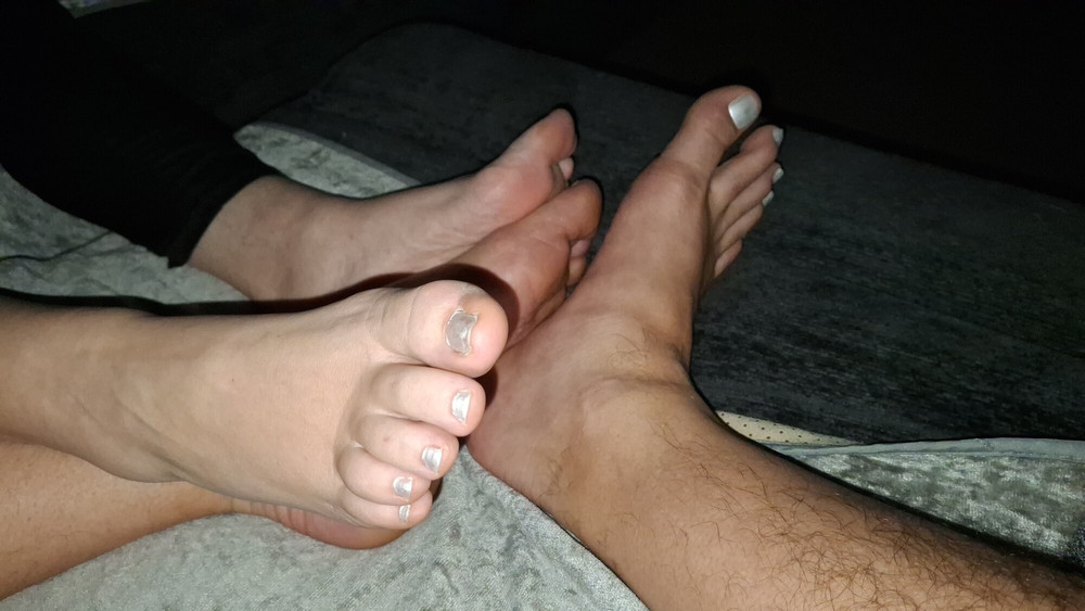 For barefoot, feet and toes lovers #15
