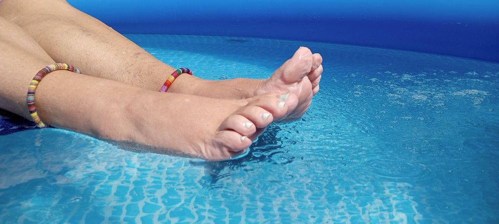 Pool feet #17