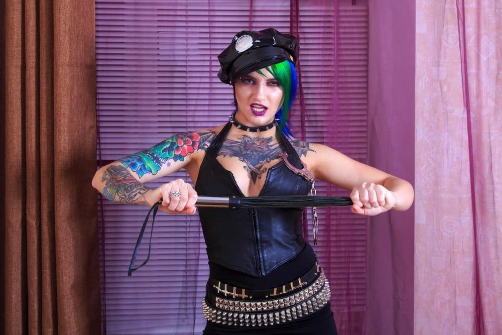 Police Mistress #6