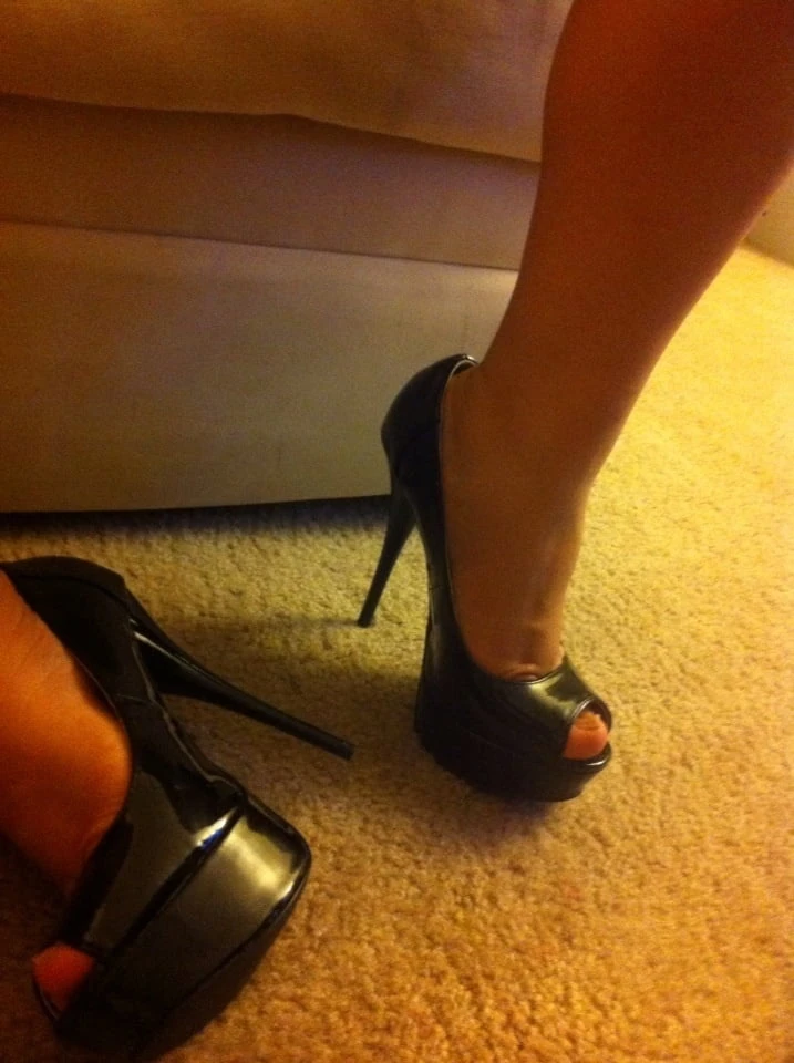 BLACK HEELS #3