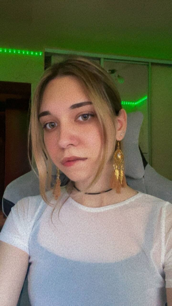 Cassandra Free Photos #37