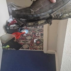 Jons sneakers