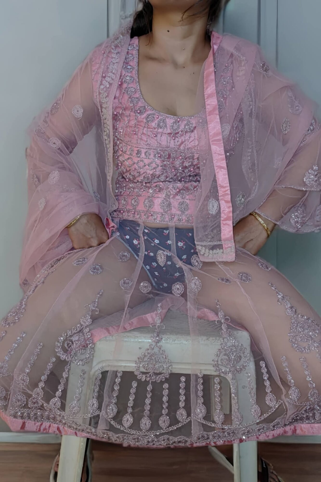 Bhabhi Ke bahan ke dog style me hot new photo 