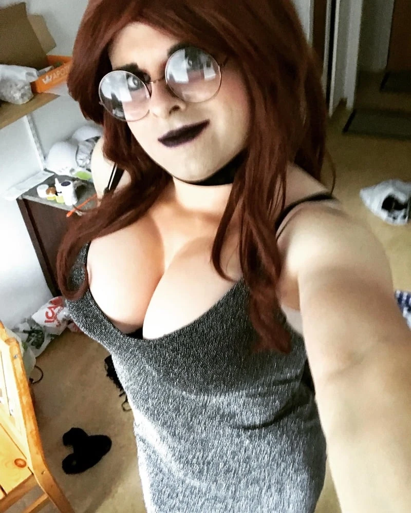 Sexy crossdresser Amanda  #8