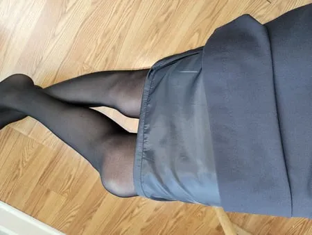 flight attendant skirt with sliky lining and pantyhose         