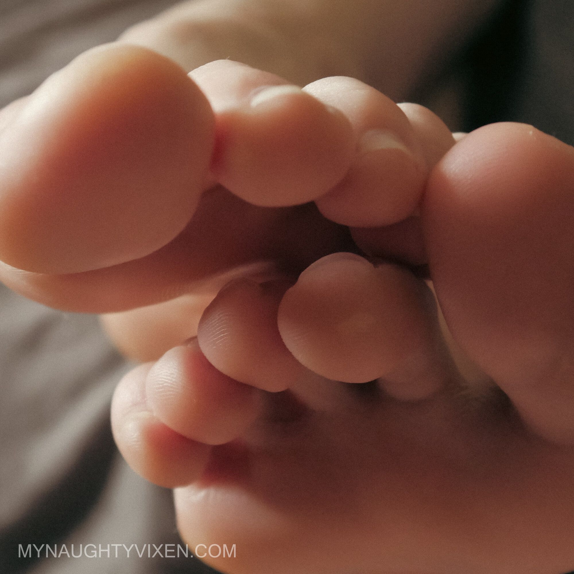 Her beautiful toes, foot fetish