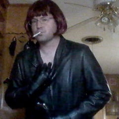Jenna smoking in leather