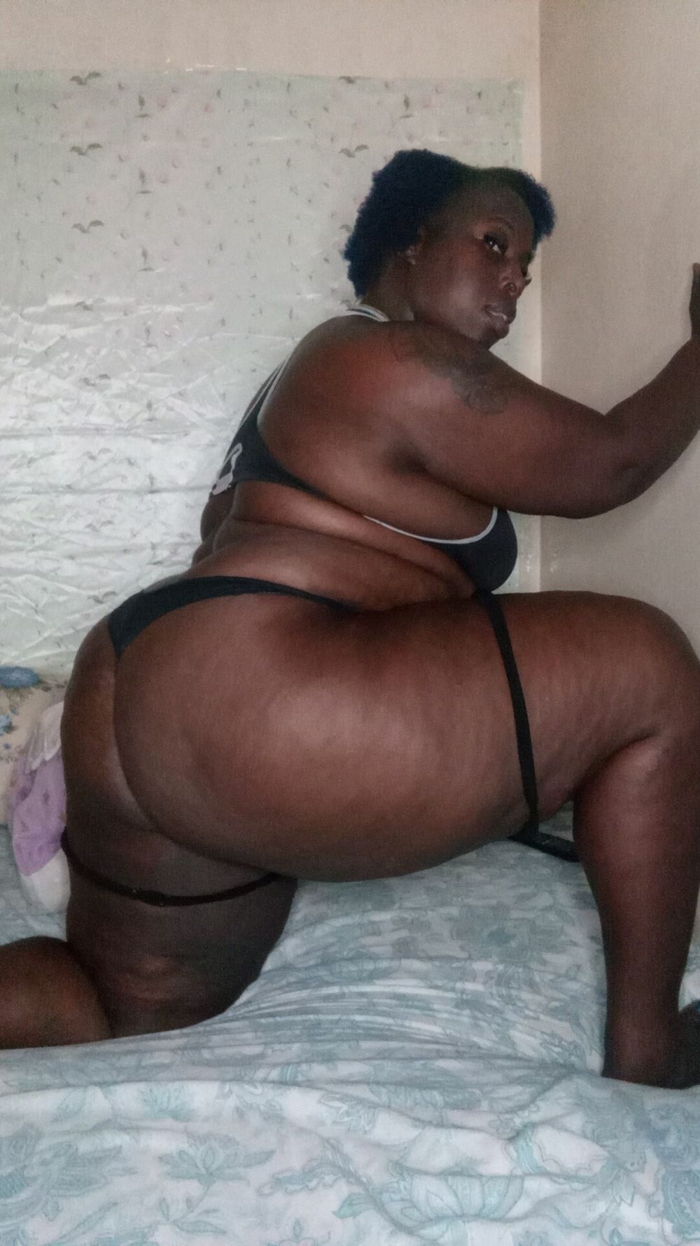 BBW with big ass and feet #5