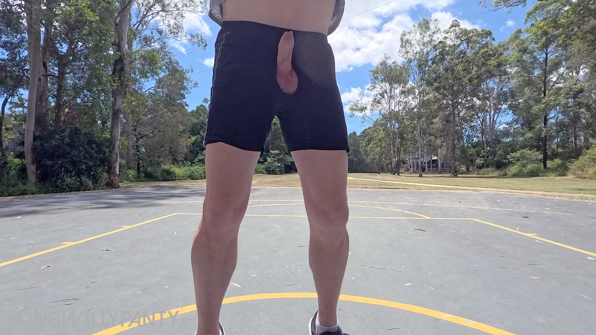 Straight guy hanging out his uncut cock at the public space.