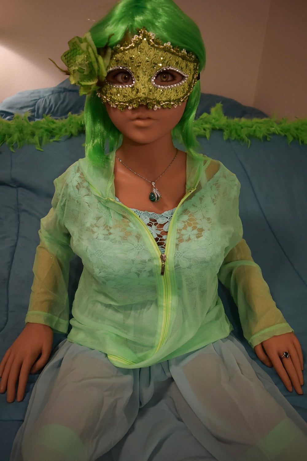 Nina&#039;s green mask #2