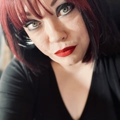 Tina Snua Selfies #16