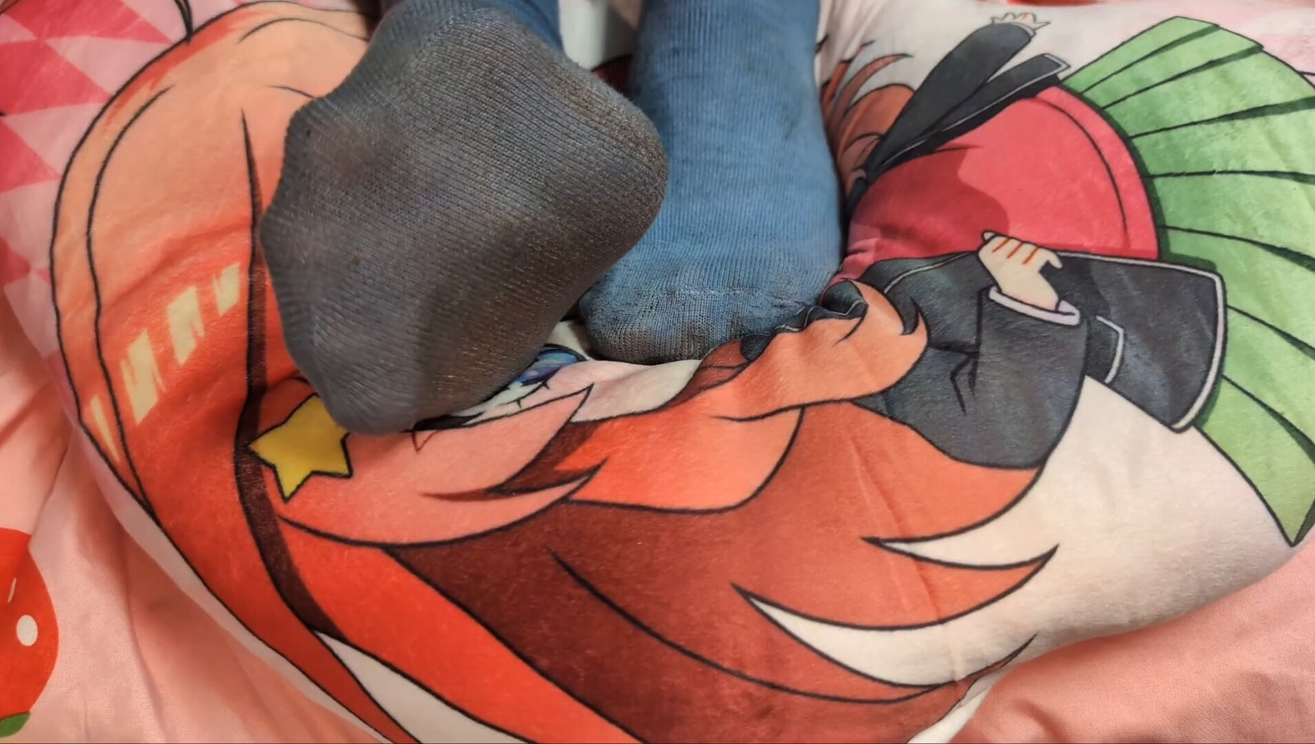 My girlfriends sweaty feet in stinky socks