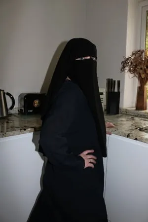 burqa         