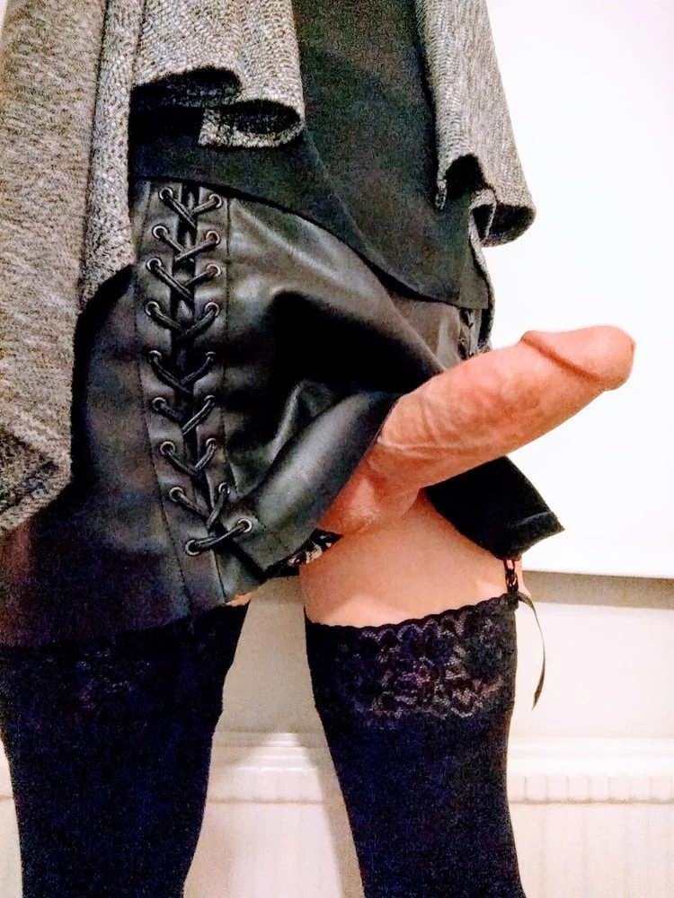 Erika Oak&#039;s Girlcock #18