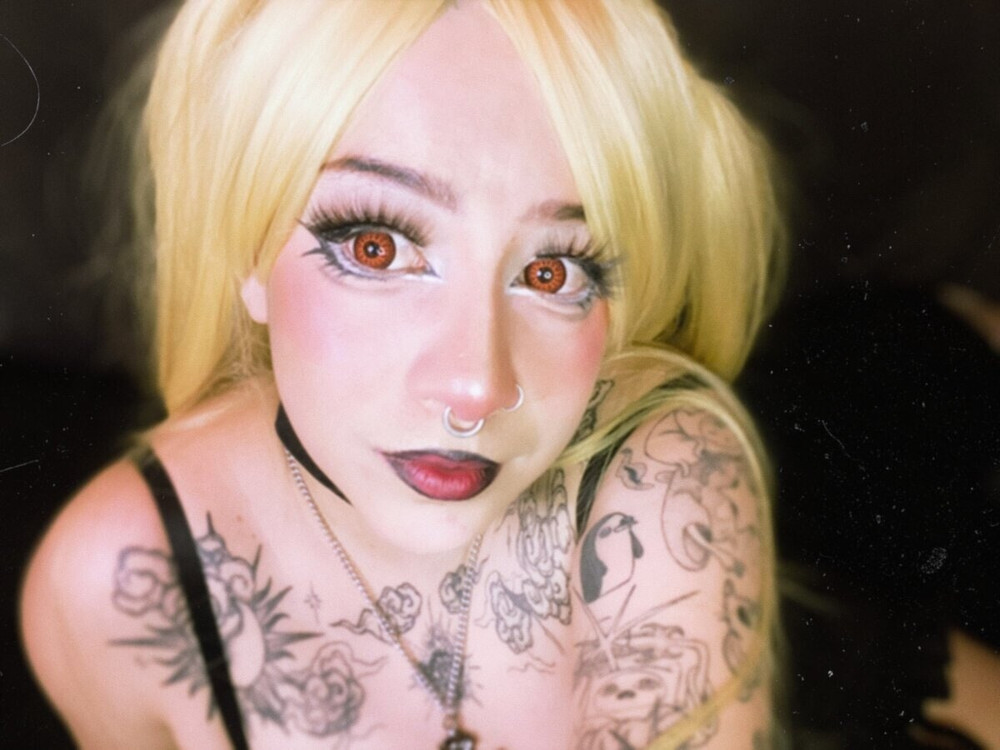 Lucybluish  Free Photos #13