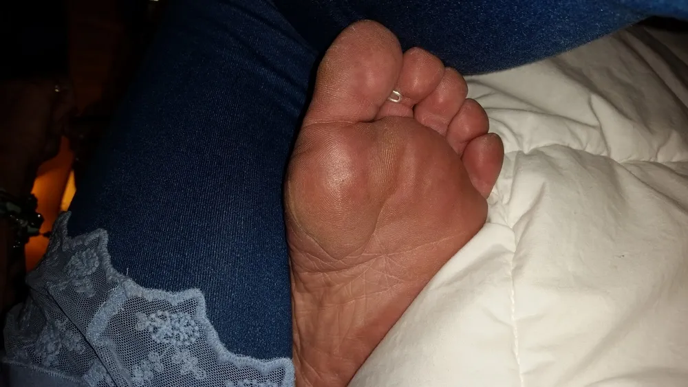 Would you lick my soles