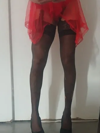 red nightie black stoking high heels         