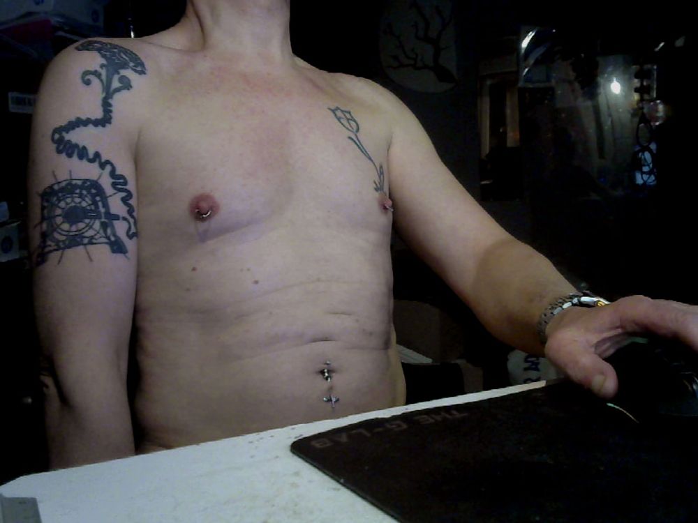 bdsm plays : CBT PA piercings tattoos rosebud anal estim... #6