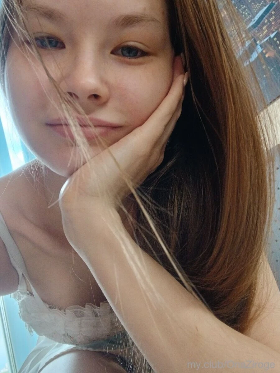 Amanda Free Photos #2