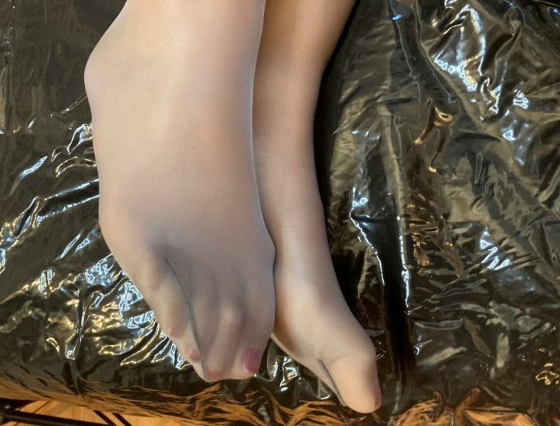 Silver Heels and Nylon Feet #2