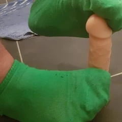 Sockjob Training with Green Ankle Socks