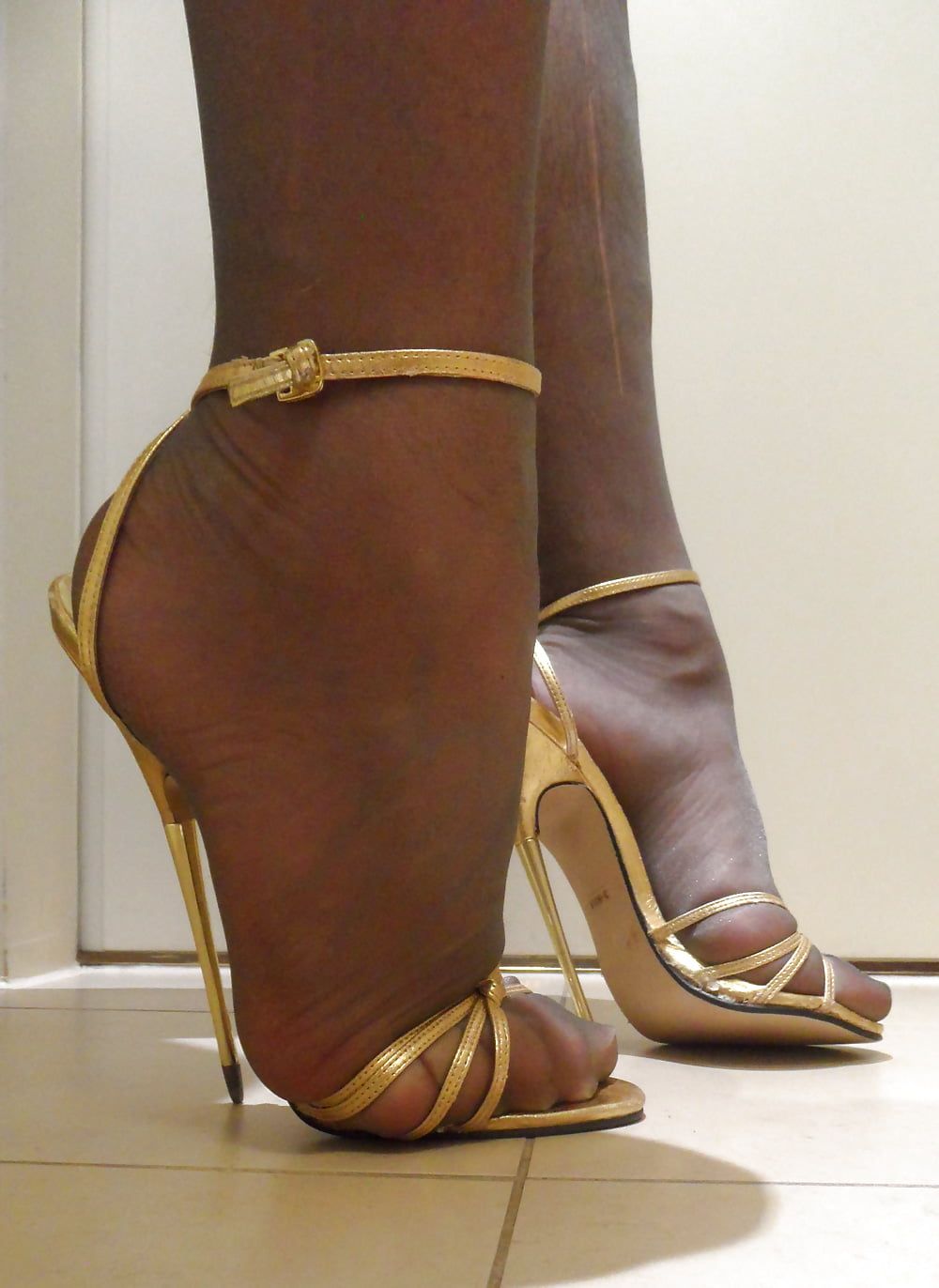 my wife's golden sandals #5