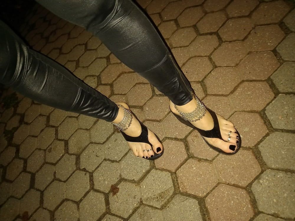 sexy feet and latex flip flops