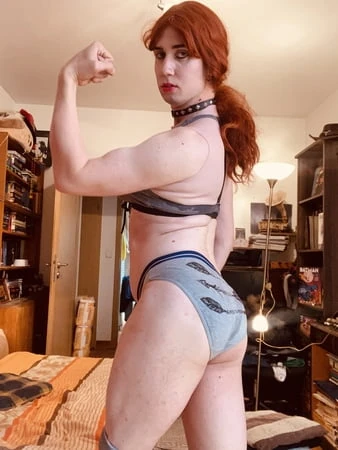 redhead trainer with massive cock will dominate you         