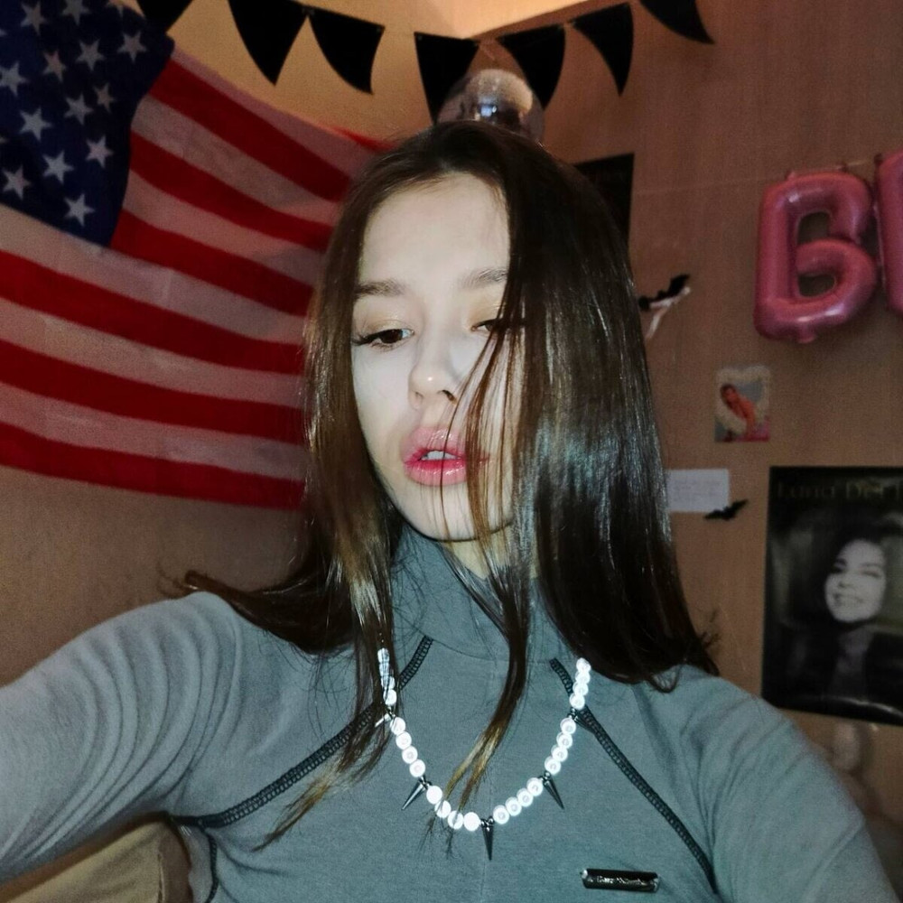 Bella Free Photos #10