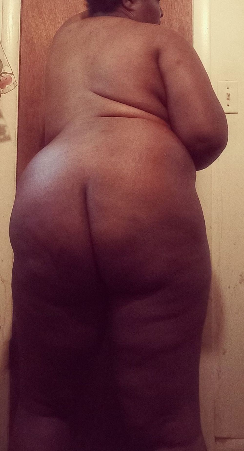 Natural ass and titties 