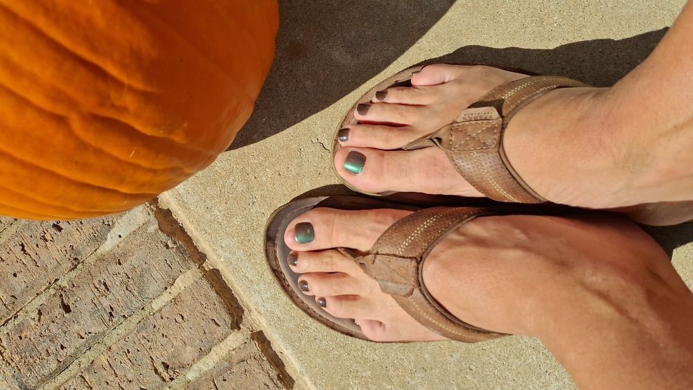 My feet and Pedicured toes #3