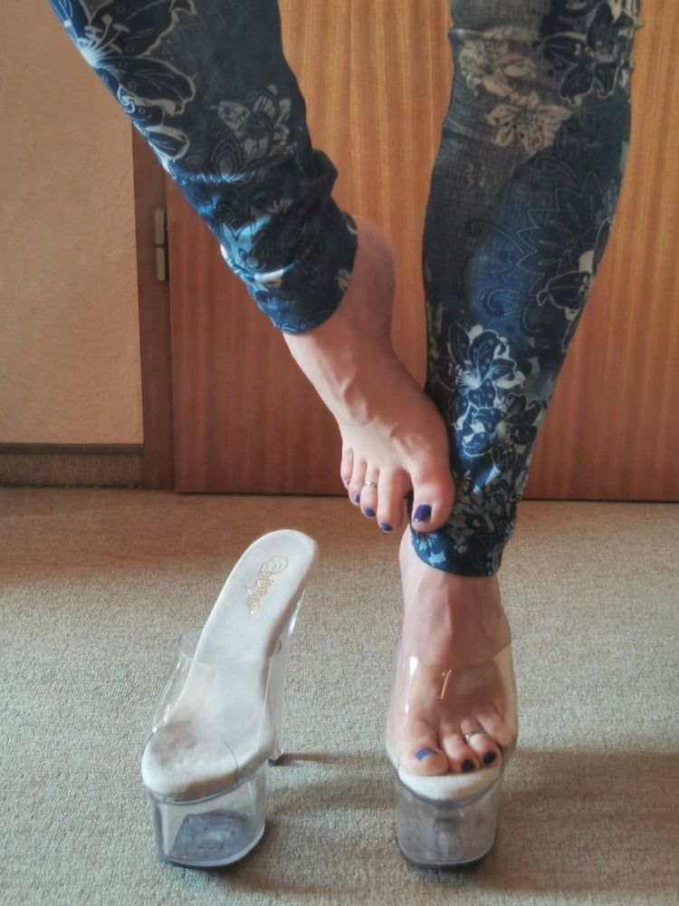 Mirror Play With Beau & Jeggings #10