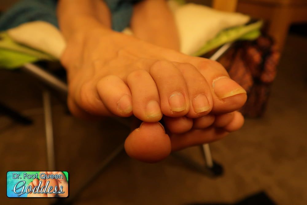 Natural Nails Toe Wiggling #10