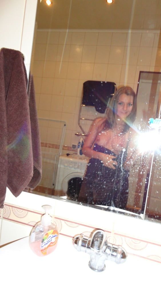 Amateur brunette babe taking selfies before her shower #29