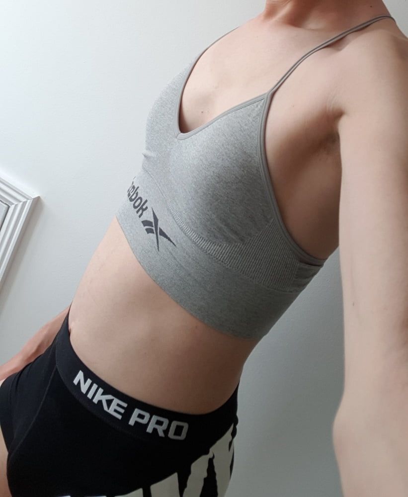 Nike Pro Shorts + Reebok Bra #8