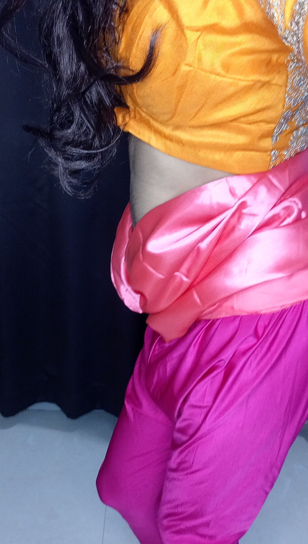 My stepmom last night wear this saree  #38