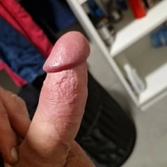 Sperm on penis head