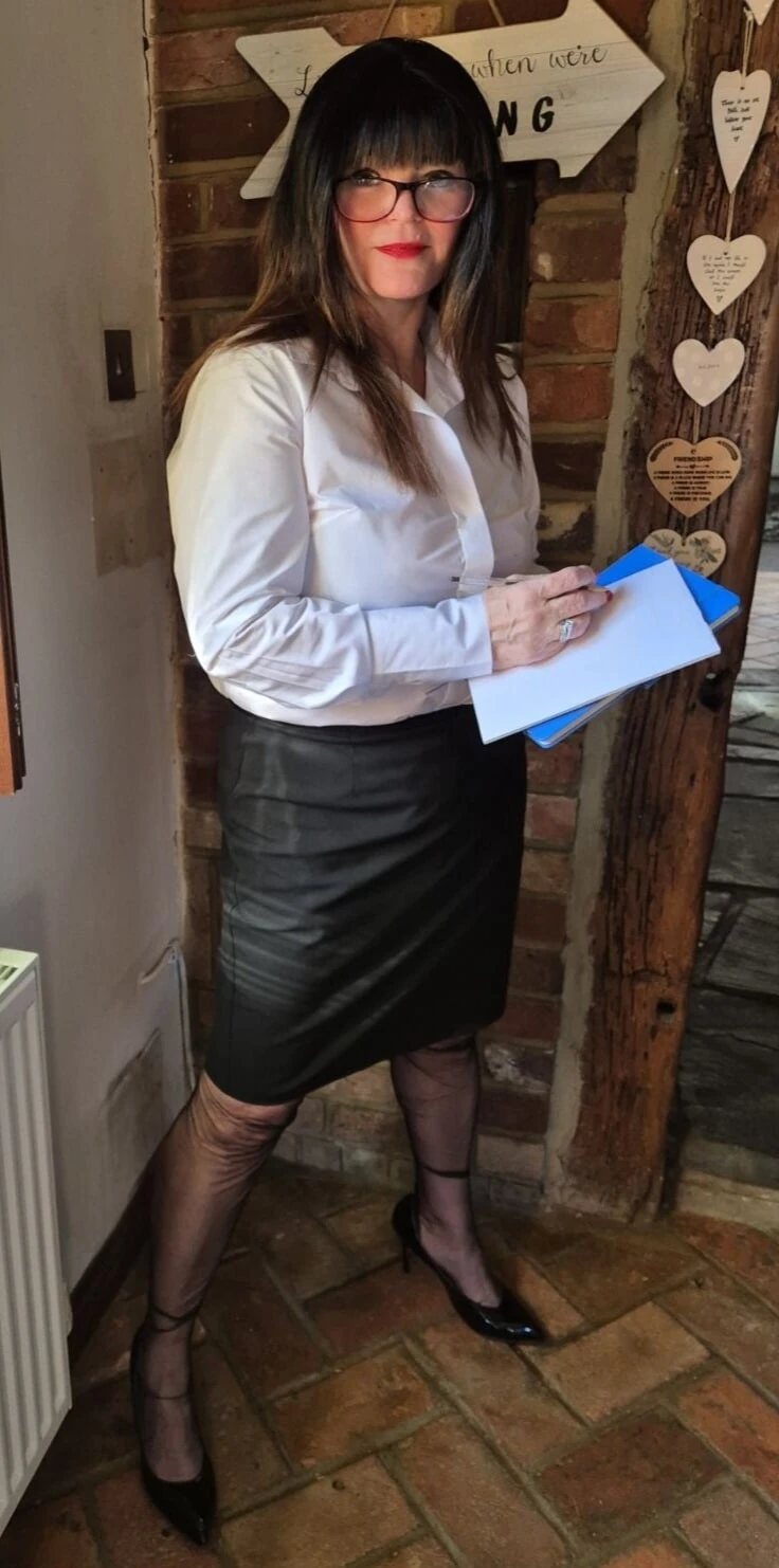 Secretary loves Nylon Stockings  #48