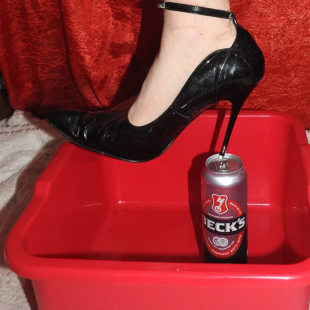 Mistress Crush Full Cans #43