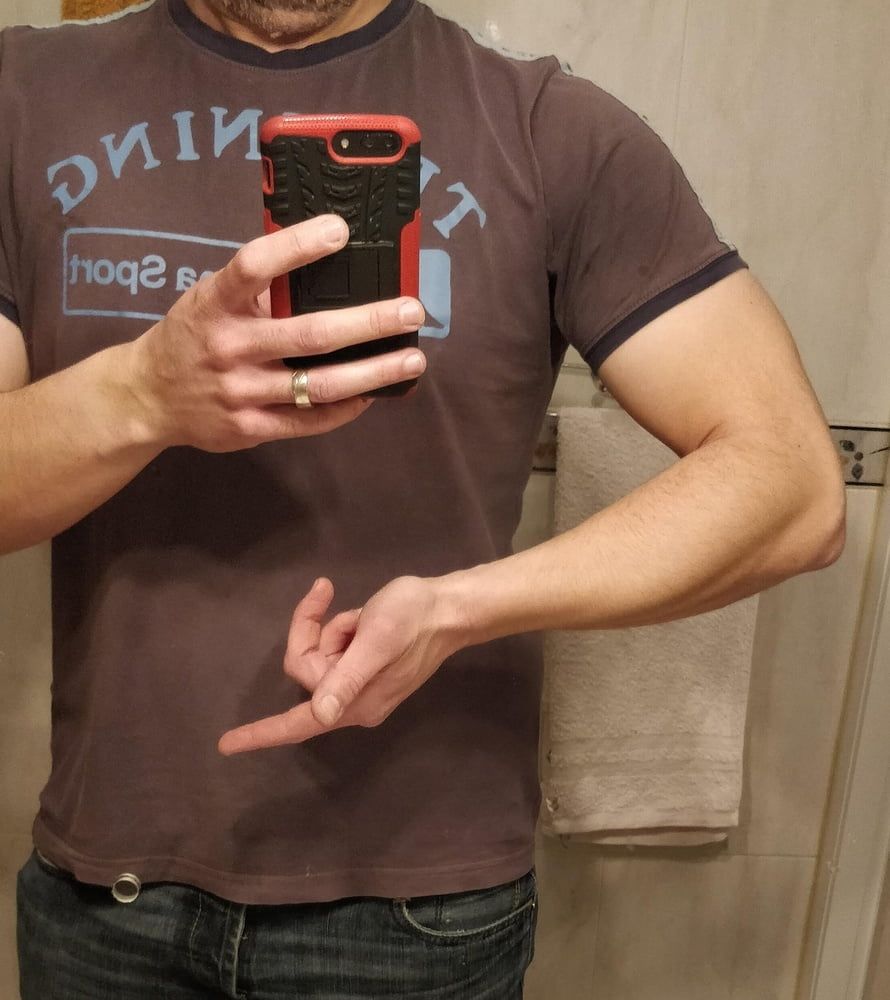 Posing biceps #2