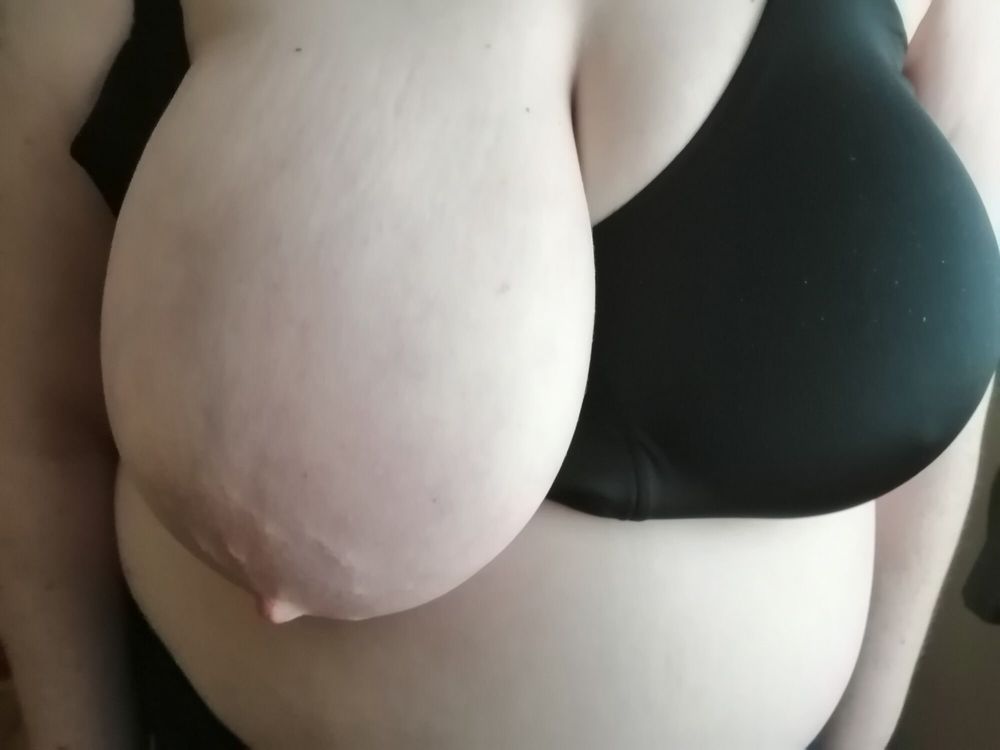 Tits taken out of bra #4