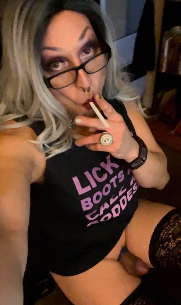 Smoking Fetish Bad Bitch Marilyn #9