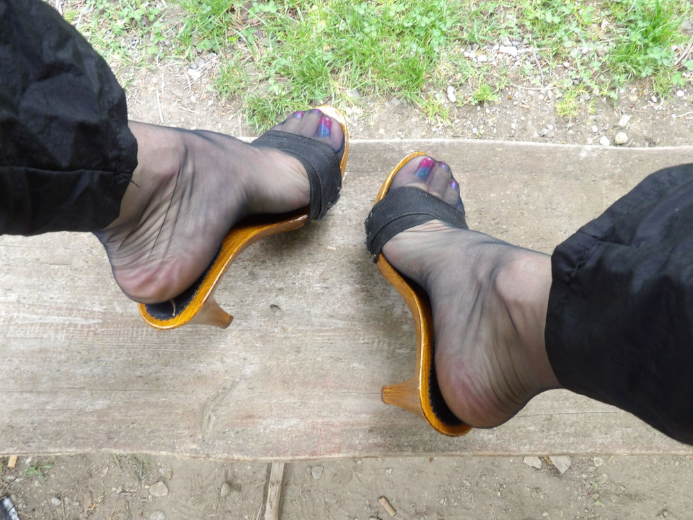 Mell s sexy CD Feet #2