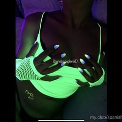 Spanish Couple NoID Free Photos