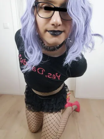 sissy punk bitch         